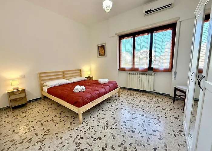 Casa Sulle Rive Del Tevere * Rzym