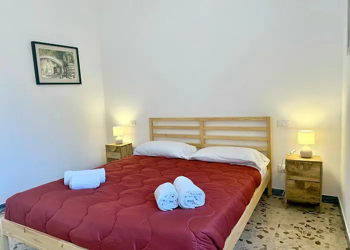 Casa Sulle Rive Del Tevere